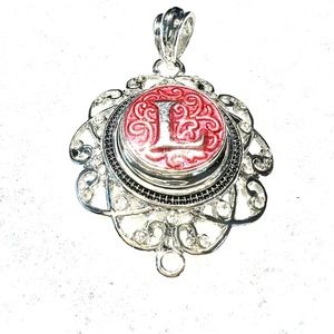 Stainless steel pendant & necklace for Unisex.